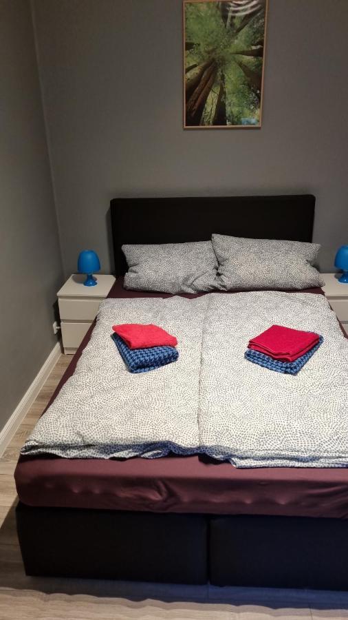 4 Apartment
