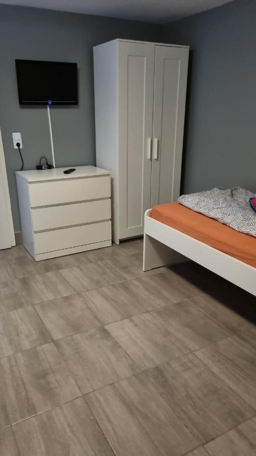 4 Apartment